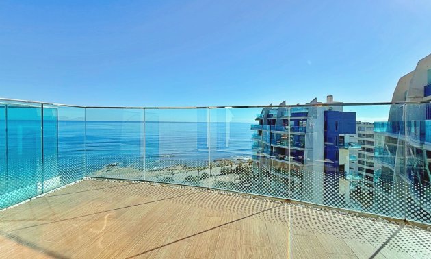 Resale - Penthouse -
Torrevieja - Punta prima