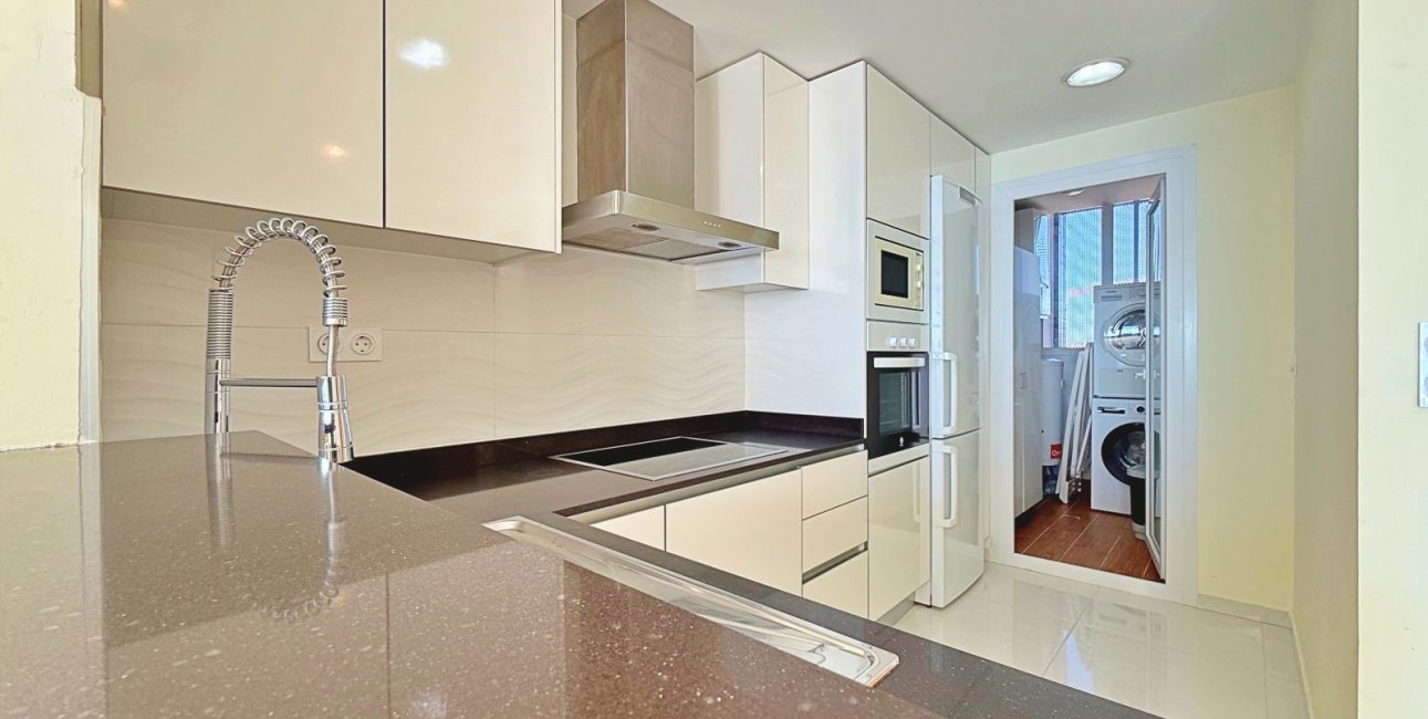 Resale - Penthouse -
Torrevieja - Punta prima