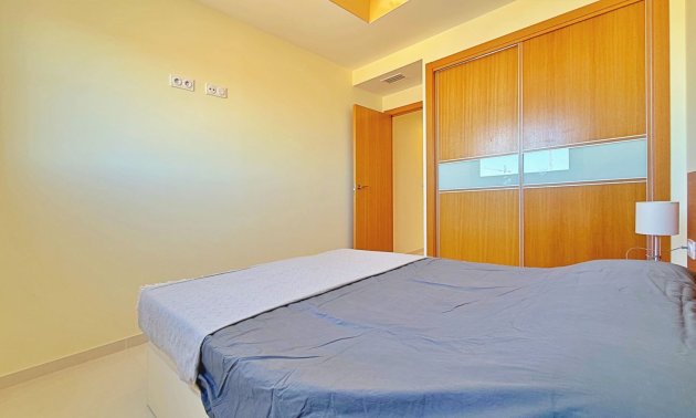 Resale - Penthouse -
Torrevieja - Punta prima