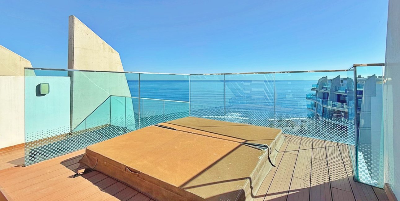 Resale - Penthouse -
Torrevieja - Punta prima
