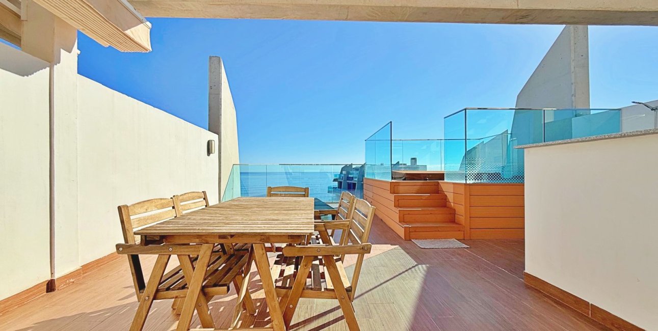 Resale - Penthouse -
Torrevieja - Punta prima