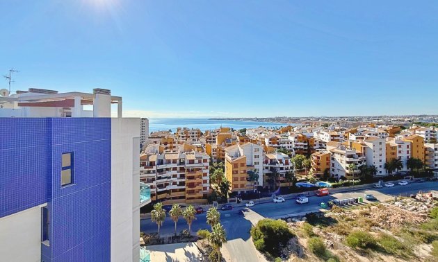 Resale - Penthouse -
Torrevieja - Punta prima