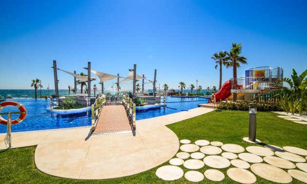 Resale - Penthouse -
Torrevieja - Punta prima