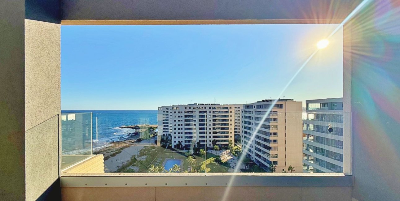 Resale - Penthouse -
Torrevieja - Punta prima