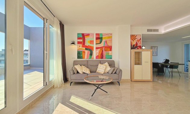 Resale - Penthouse -
Torrevieja - Punta prima