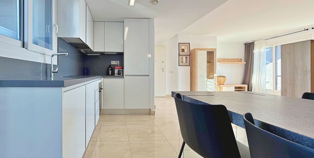 Resale - Penthouse -
Torrevieja - Punta prima