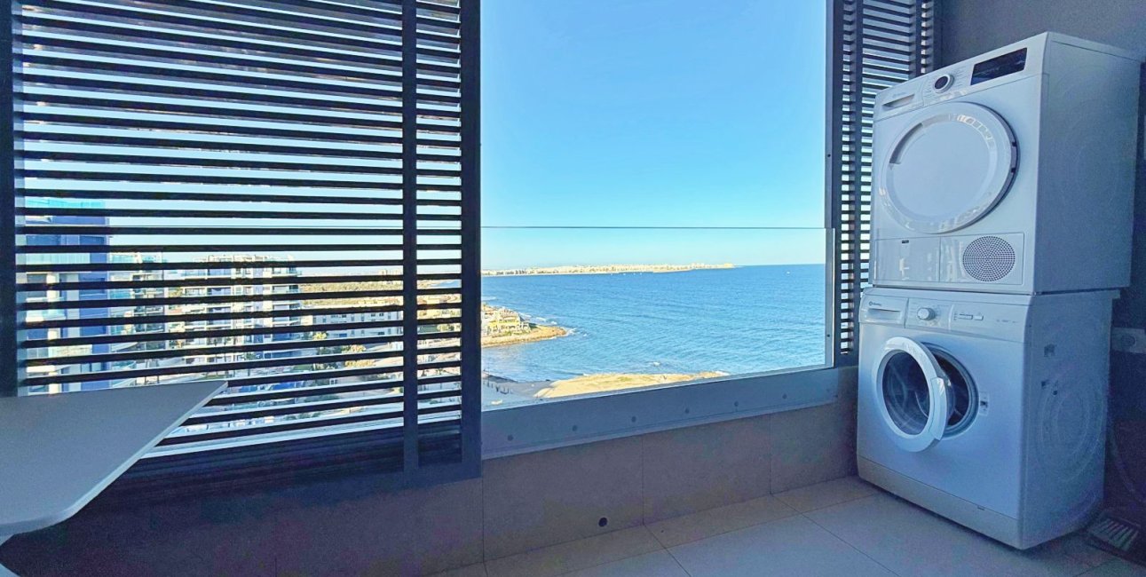 Resale - Penthouse -
Torrevieja - Punta prima
