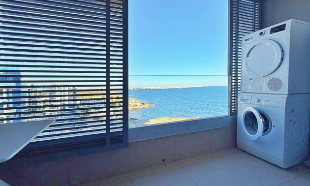Resale - Penthouse -
Torrevieja - Punta prima