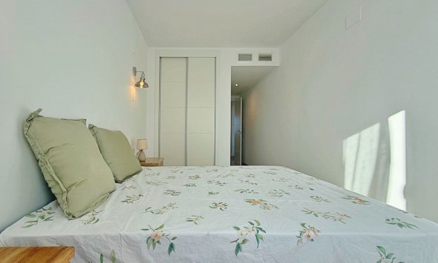 Resale - Penthouse -
Torrevieja - Punta prima