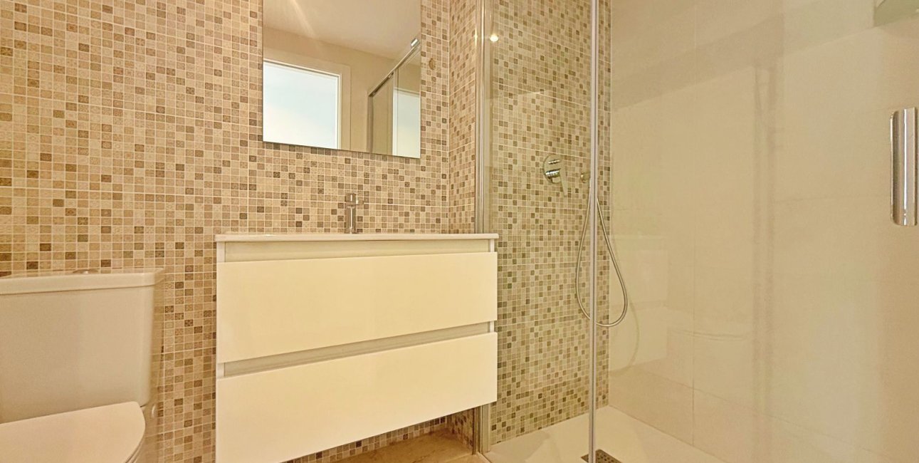 Resale - Penthouse -
Torrevieja - Punta prima