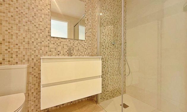 Resale - Penthouse -
Torrevieja - Punta prima