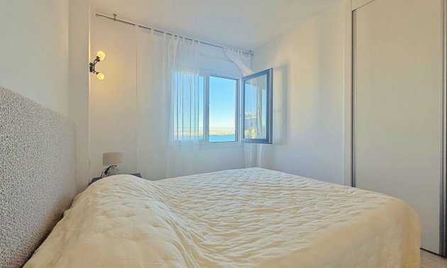 Resale - Penthouse -
Torrevieja - Punta prima