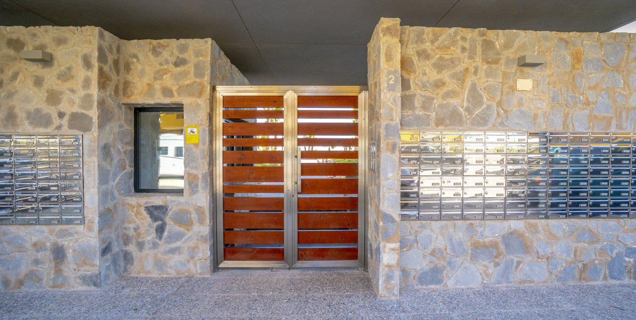 Resale - Penthouse -
Torrevieja - Punta prima