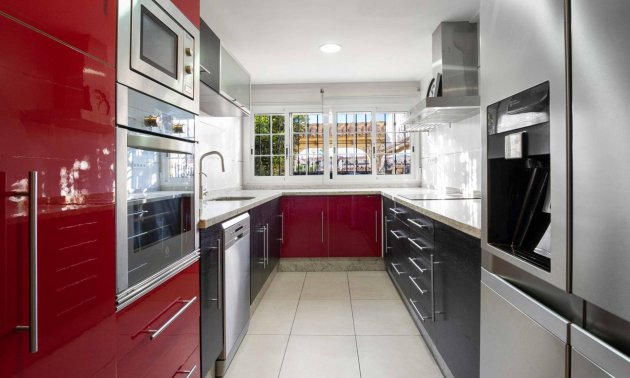 Reventa - Villa -
Orihuela Costa - Los Almendros-La Florida