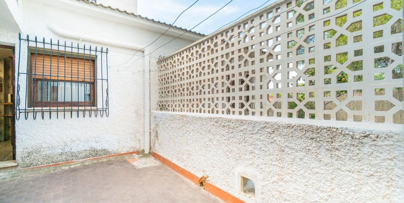 Resale - Villa -
Pilar de la Horadada - Pinar de Campoverde
