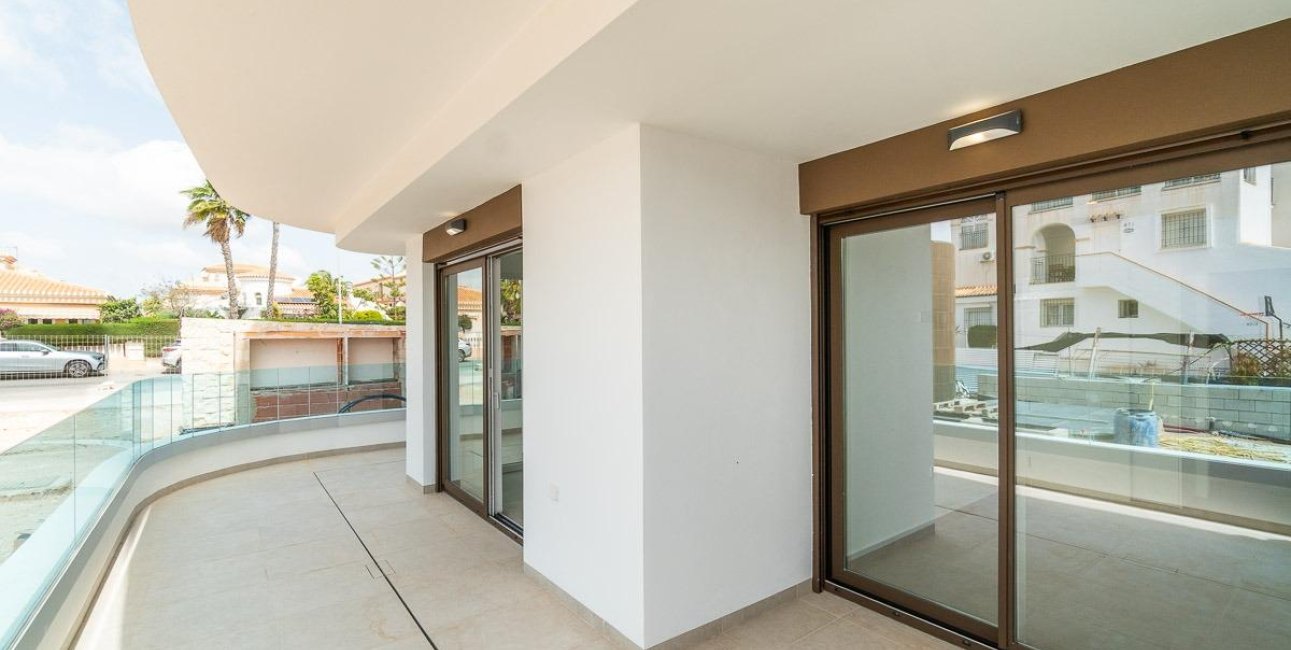 Resale - Apartment / flat -
Orihuela Costa - Playa Flamenca