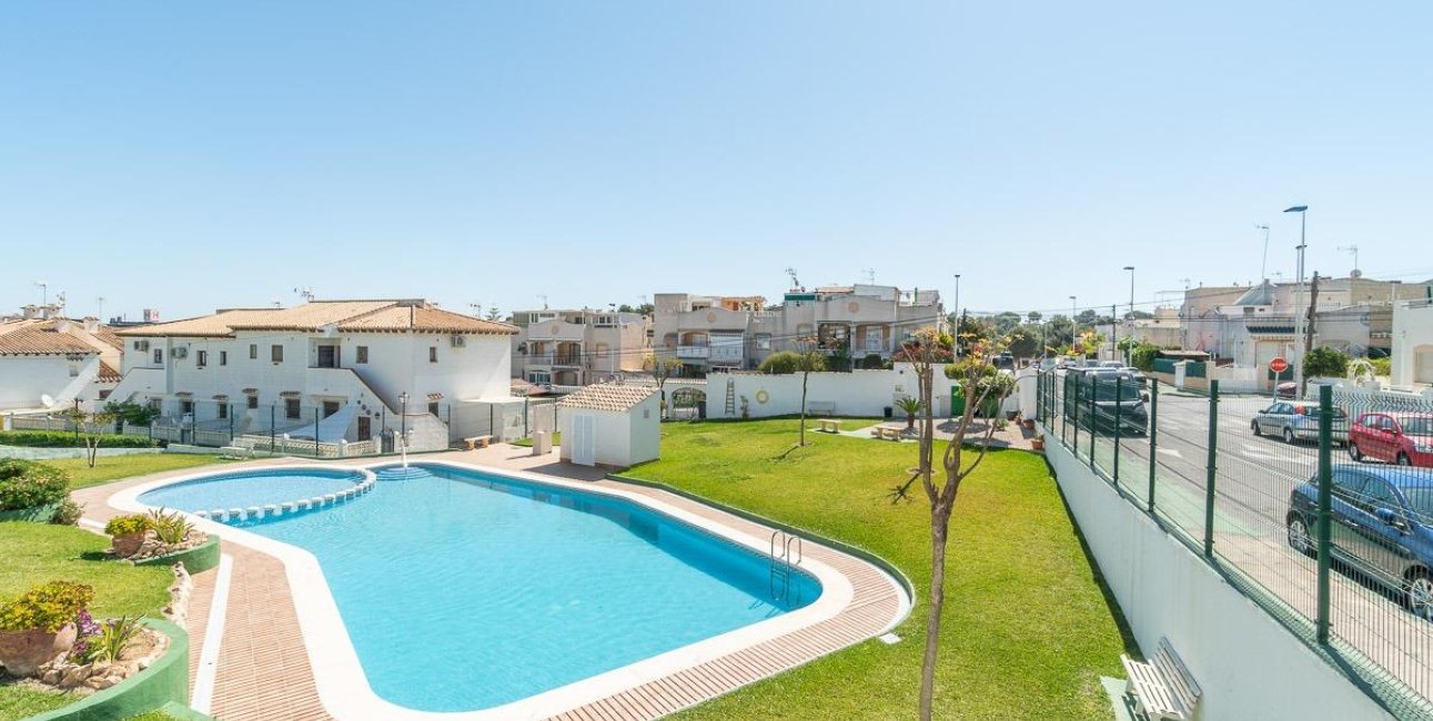 Reventa - Bungalow -
Torrevieja - Los Balcones - Los Altos del Edén