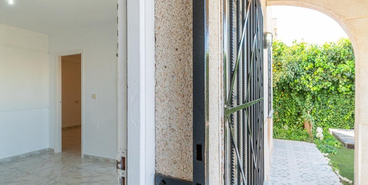 Reventa - Adosado -
Torrevieja - Carrefour