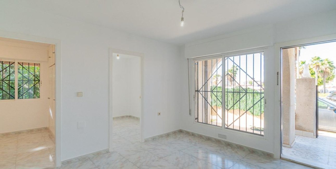 Reventa - Adosado -
Torrevieja - Carrefour