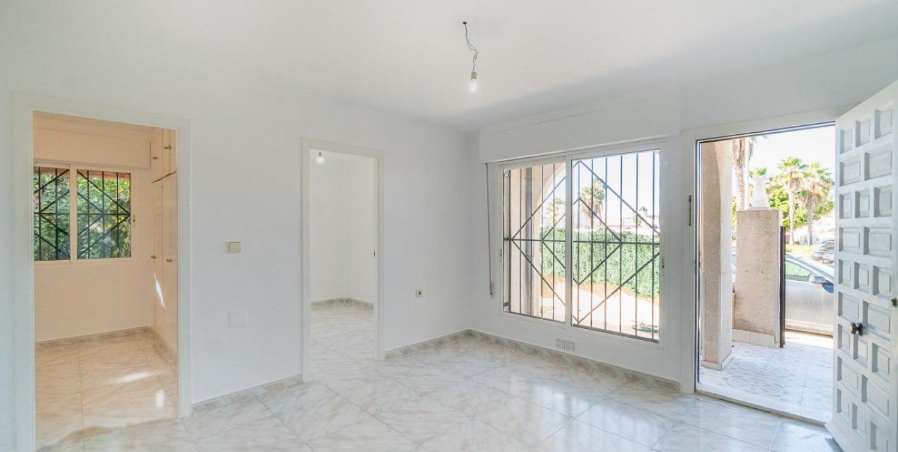 Reventa - Adosado -
Torrevieja - Carrefour