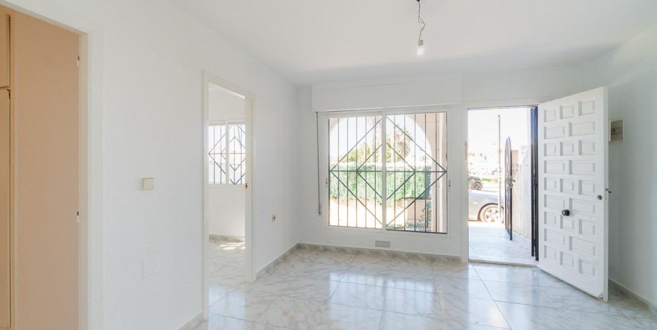 Reventa - Adosado -
Torrevieja - Carrefour