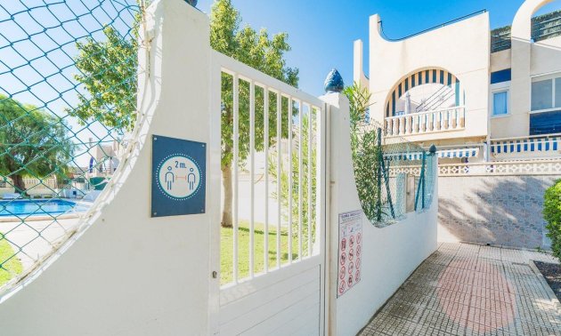 Reventa - Adosado -
Torrevieja - Carrefour