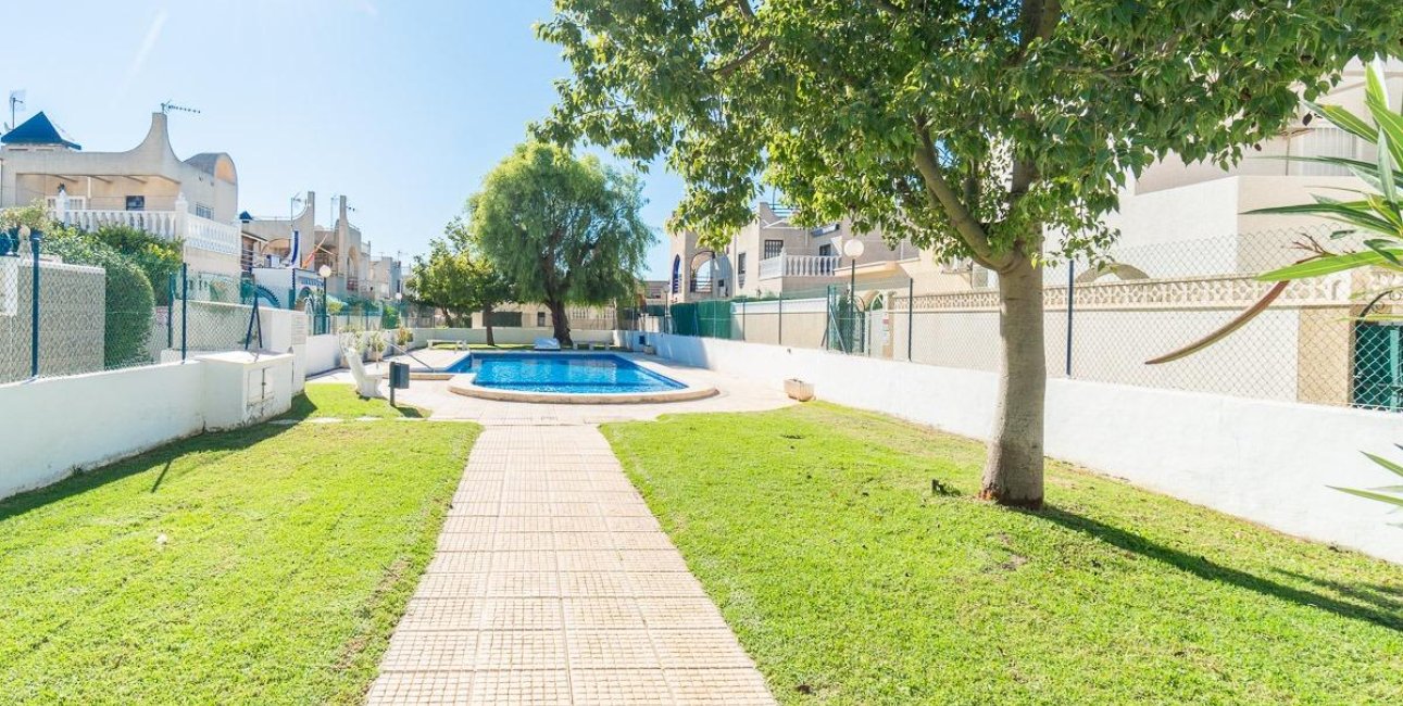 Reventa - Adosado -
Torrevieja - Carrefour