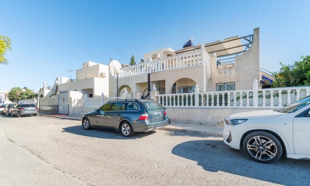 Reventa - Adosado -
Torrevieja - Carrefour