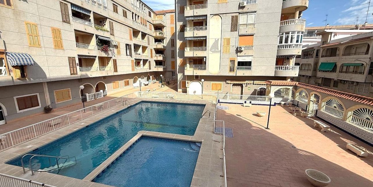 Resale - Apartment / flat -
Torrevieja - Acequion