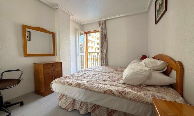 Resale - Apartment / flat -
Torrevieja - Acequion