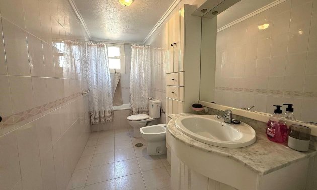 Resale - Apartment / flat -
Torrevieja - Acequion