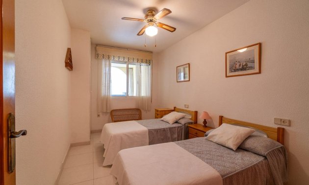 Resale - Apartment / flat -
Torrevieja - Playa del Cura