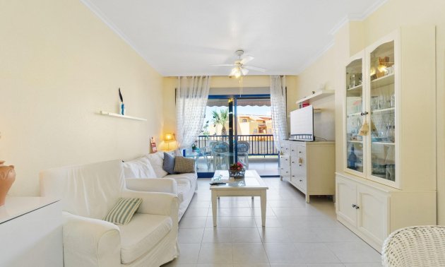 Resale - Apartment / flat -
Orihuela Costa - Campoamor