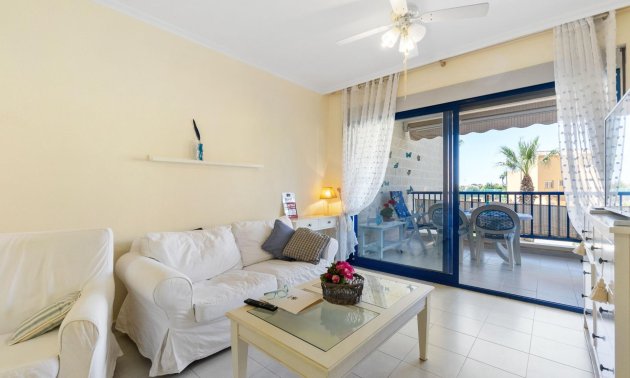 Resale - Apartment / flat -
Orihuela Costa - Campoamor