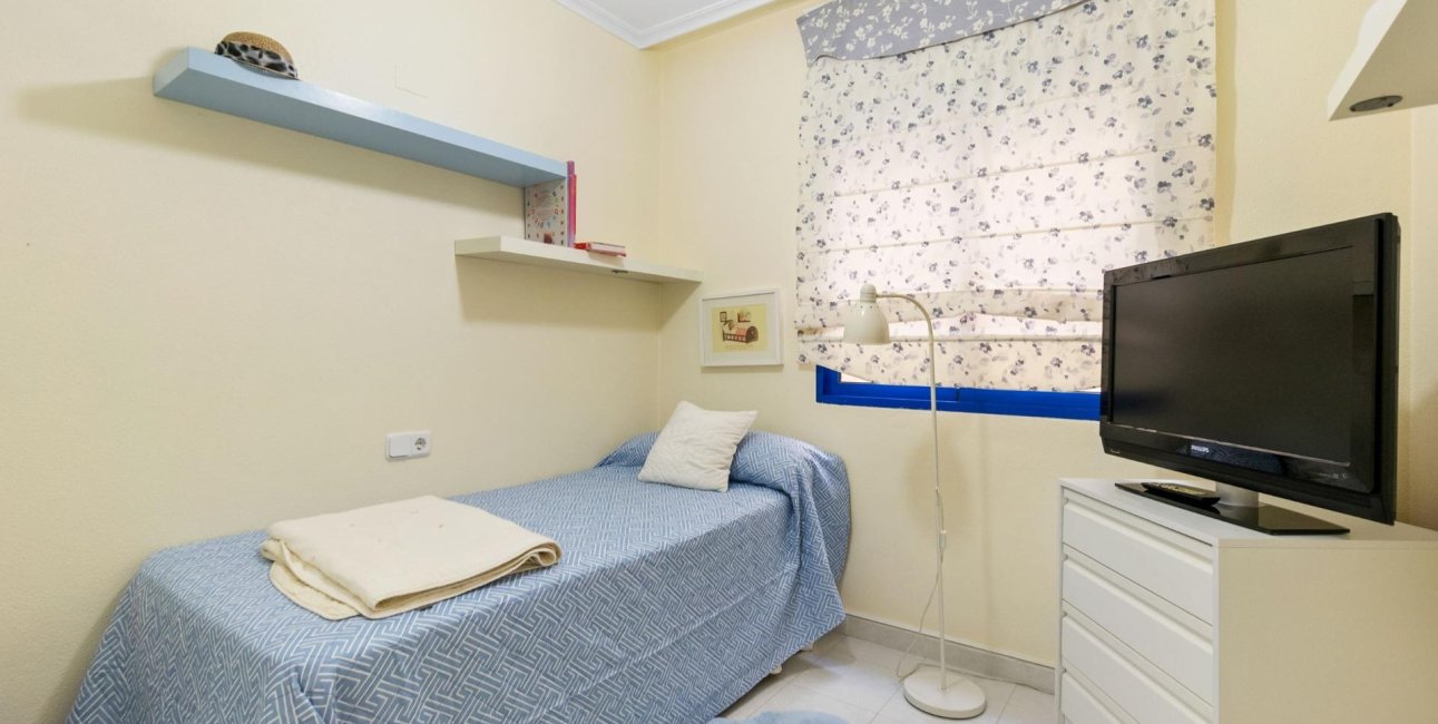 Resale - Apartment / flat -
Orihuela Costa - Campoamor