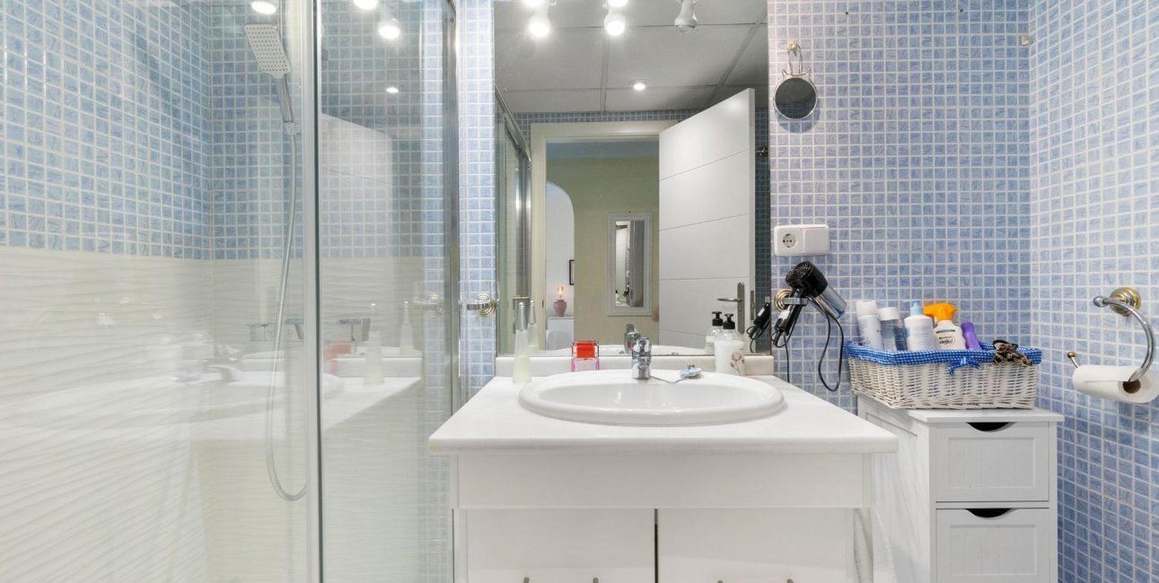 Resale - Apartment / flat -
Orihuela Costa - Campoamor