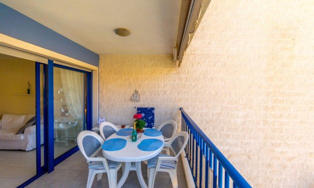 Resale - Apartment / flat -
Orihuela Costa - Campoamor