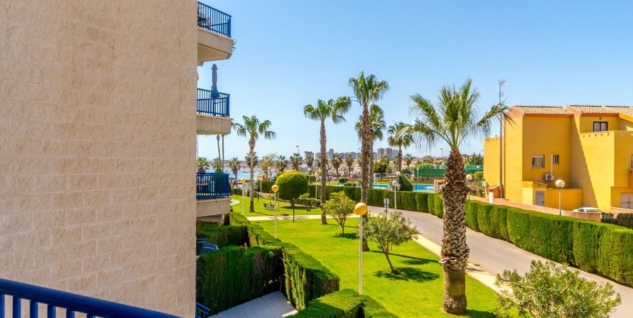 Resale - Apartment / flat -
Orihuela Costa - Campoamor
