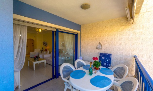 Resale - Apartment / flat -
Orihuela Costa - Campoamor