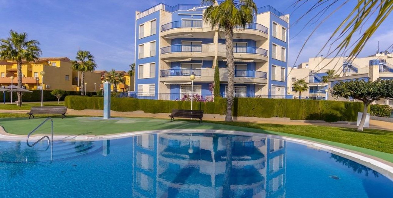 Resale - Apartment / flat -
Orihuela Costa - Campoamor
