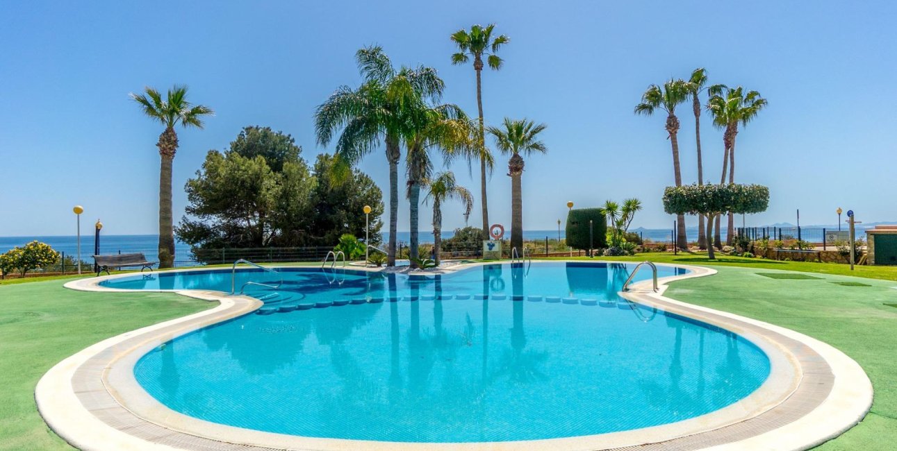 Resale - Apartment / flat -
Orihuela Costa - Campoamor