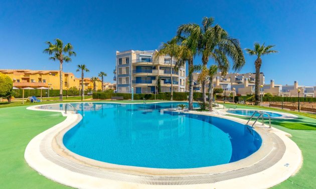 Resale - Apartment / flat -
Orihuela Costa - Campoamor
