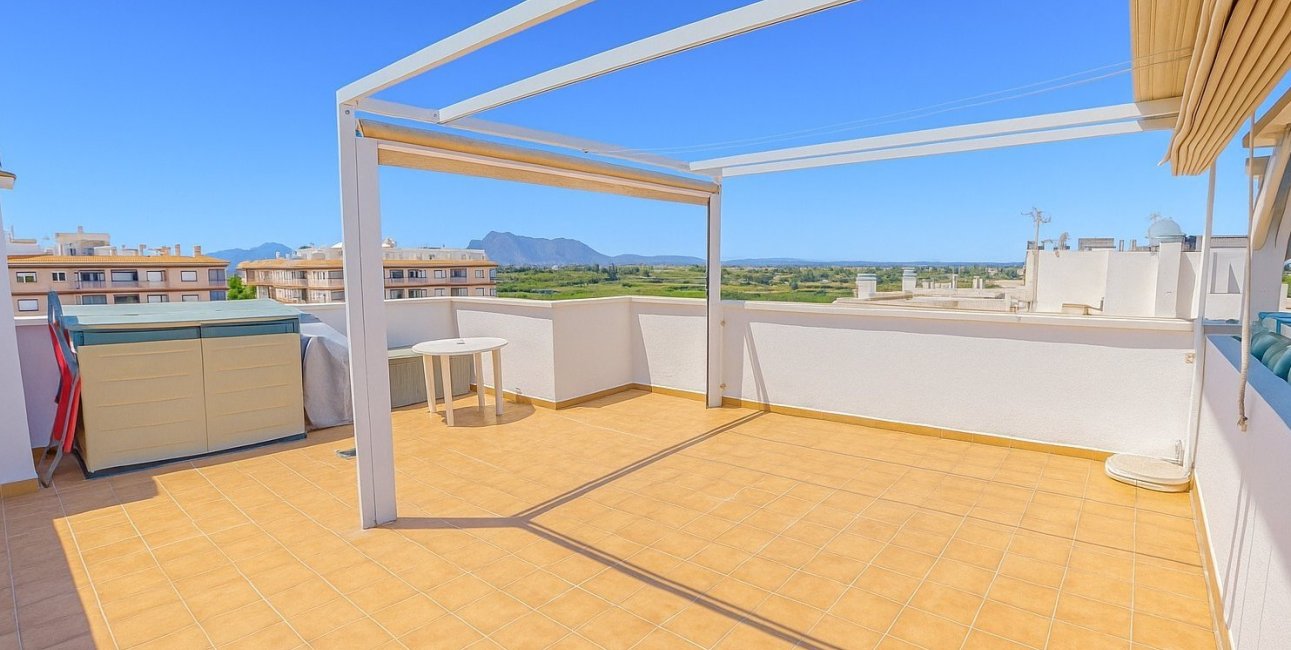 Resale - Apartment / flat -
Algorfa - Algorfa - Village