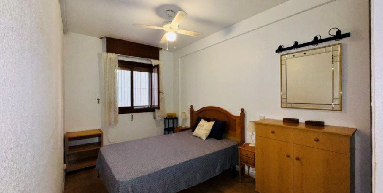 Resale - Apartment / flat -
Torrevieja - La Mata