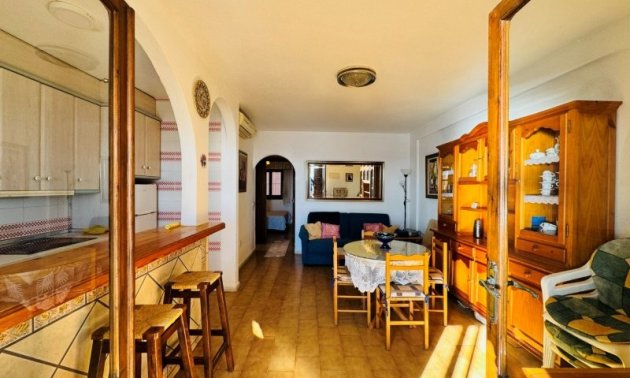 Resale - Apartment / flat -
Torrevieja - La Mata