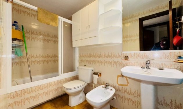 Resale - Apartment / flat -
Torrevieja - La Mata