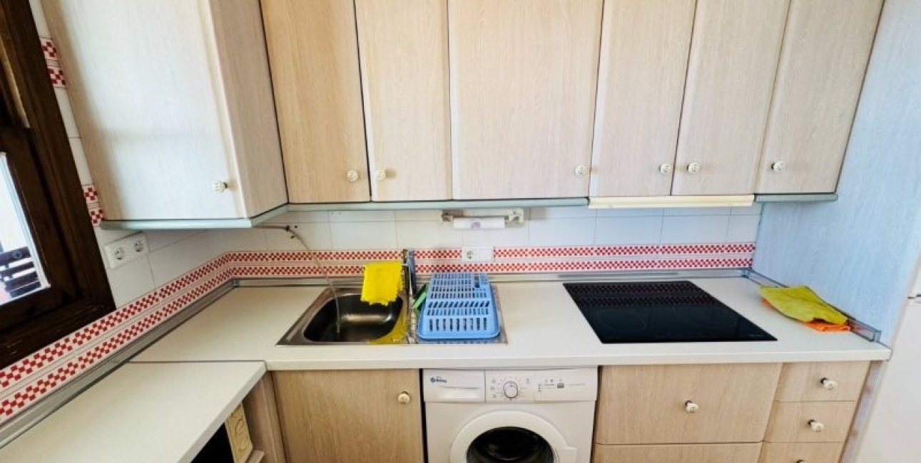 Resale - Apartment / flat -
Torrevieja - La Mata