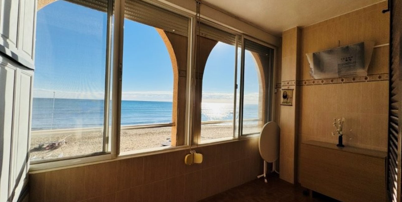 Resale - Apartment / flat -
Torrevieja - La Mata