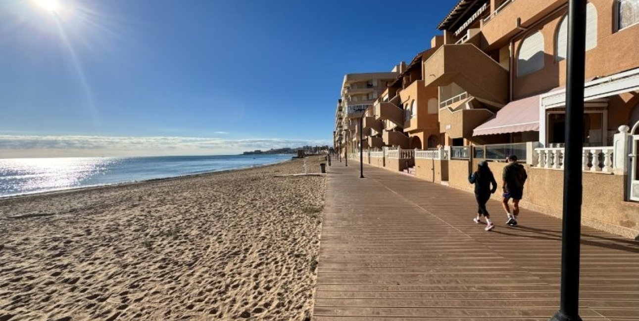 Resale - Apartment / flat -
Torrevieja - La Mata
