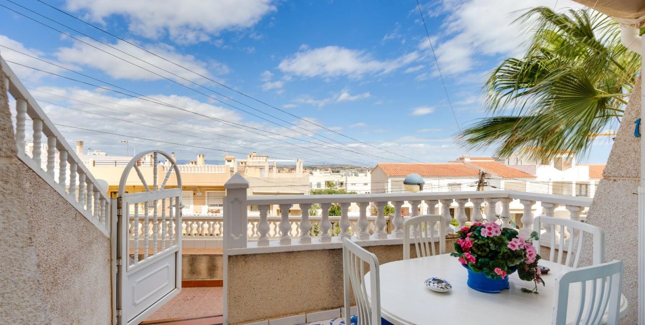 Resale - Apartment / flat -
Torrevieja - La Mata